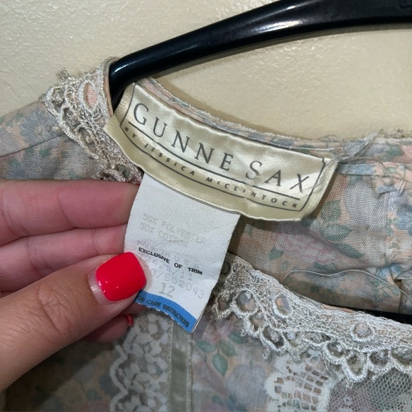 GUNNE SAX JESSICA MCCLINTOCK Vintage Girls Floral Lace Bib Collar Dress 12 - Picture 2 of 3